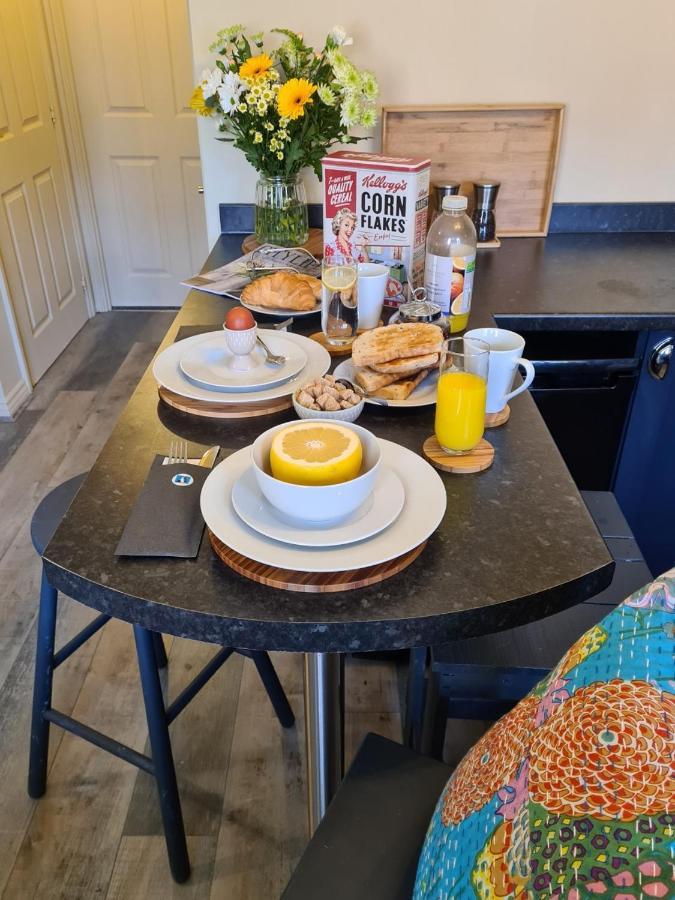 The Shambles By Spires Accommodation A Boho Styled Place To Stay Just 3 Miles From Birches Valley Visitors Centre Cannock Chase 鹿格勒 外观 照片
