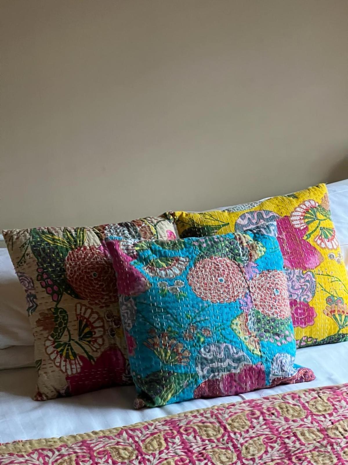 The Shambles By Spires Accommodation A Boho Styled Place To Stay Just 3 Miles From Birches Valley Visitors Centre Cannock Chase 鹿格勒 外观 照片